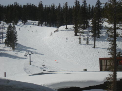 Mammoth Mountain Ski in Ski out - Beach and Snow Rentals